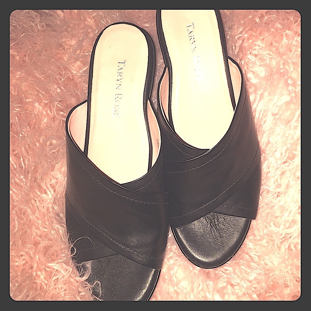 Tara Rose black leather wedge